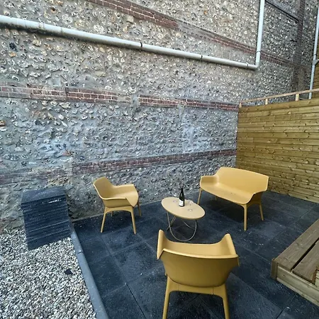 Duplex Bois Et A Fecamp, A 50 M, Calme ! *